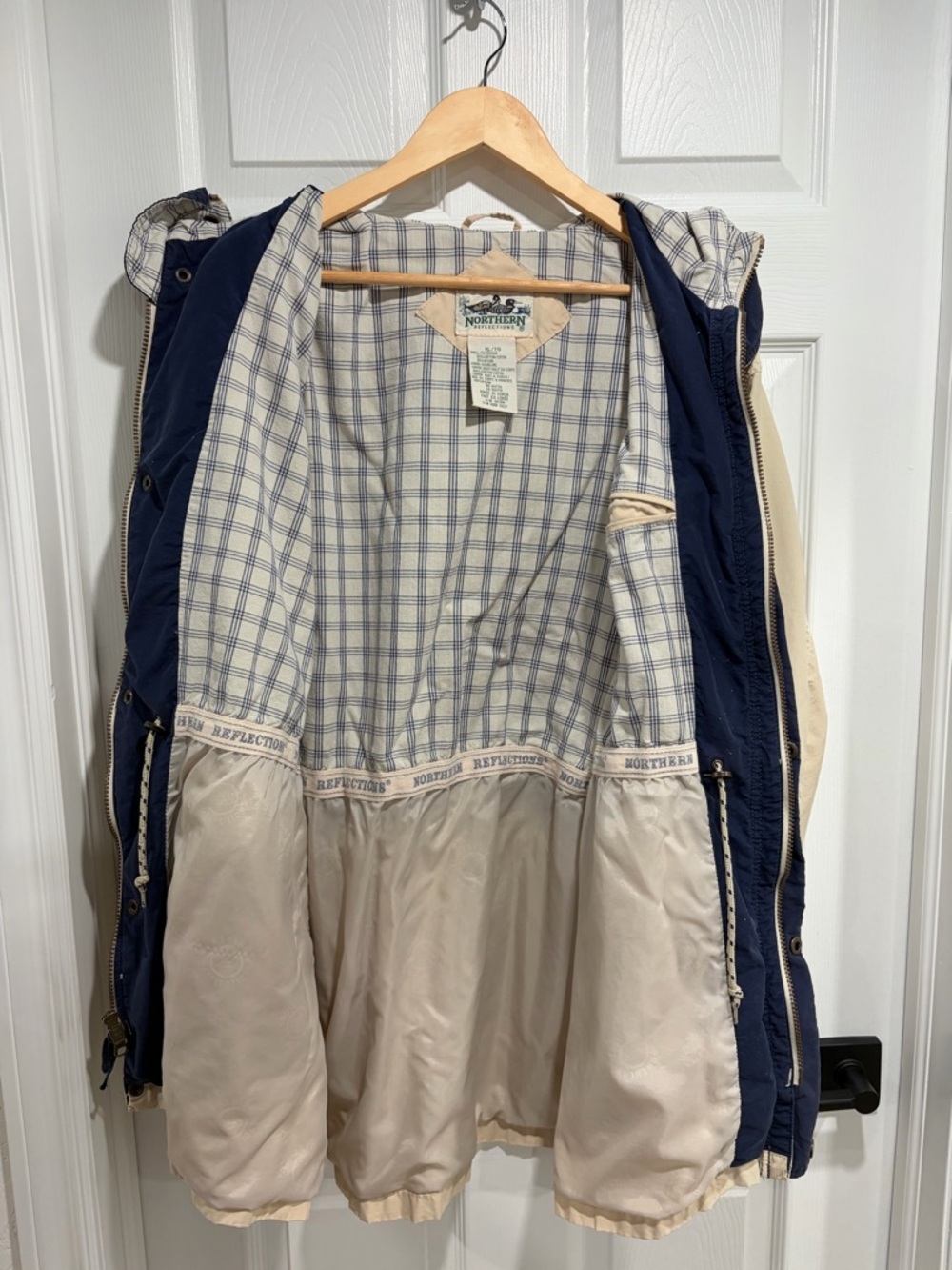Vintage Women’s Northern Reflections Light Beige Hooded Jacket Pockets - Picture 7 of 9
